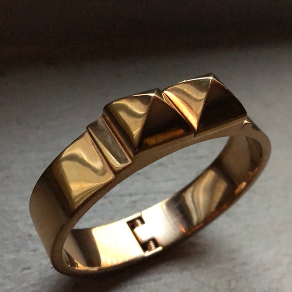 🌞Cool Hinge Bracelet in Rose Gold Metal! - Picture 3 of 8